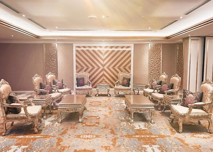 Puteri Wing - Riverside Majestic Hotel