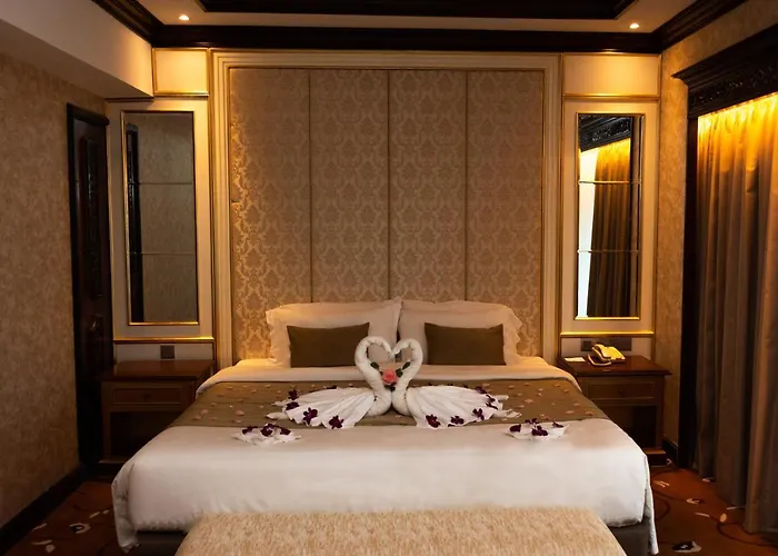 Puteri Wing - Riverside Majestic Hotel
