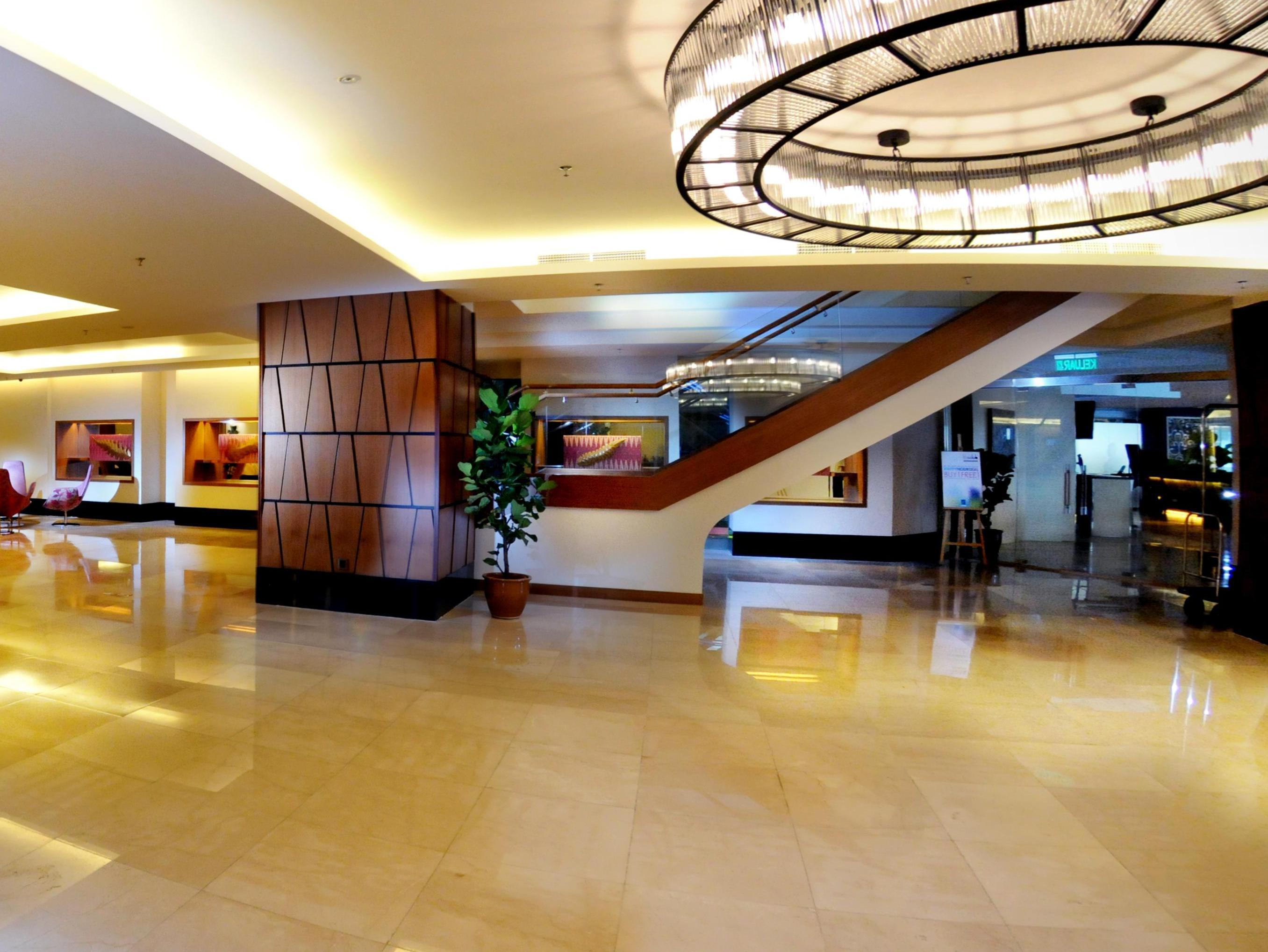 Puteri Wing - Riverside Majestic 5*