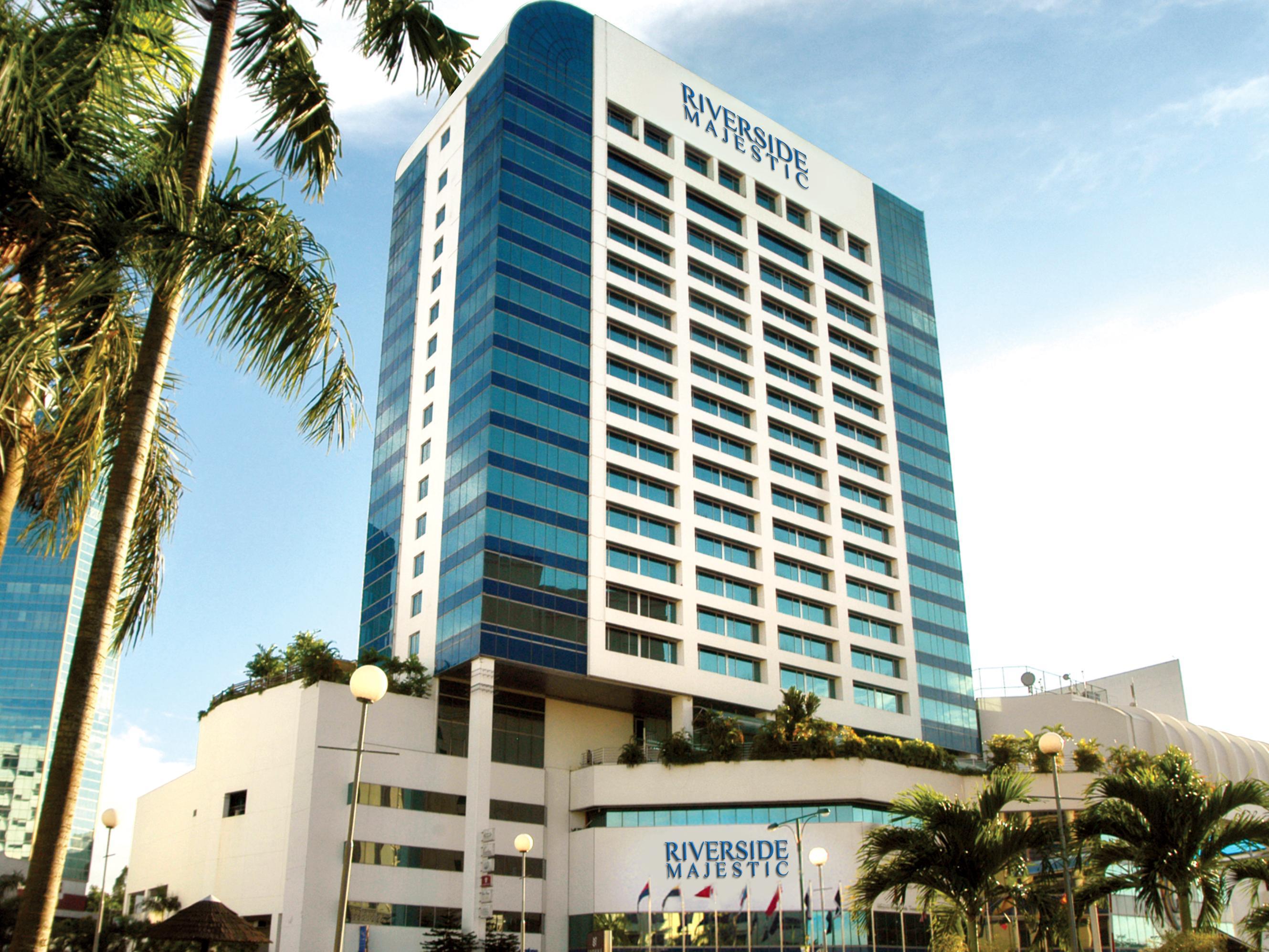 Puteri Wing - Riverside Majestic 5*