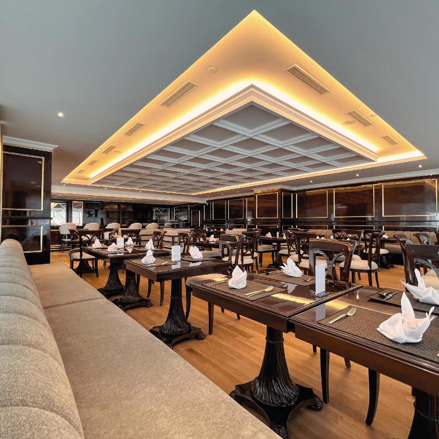 Puteri Wing - Riverside Majestic