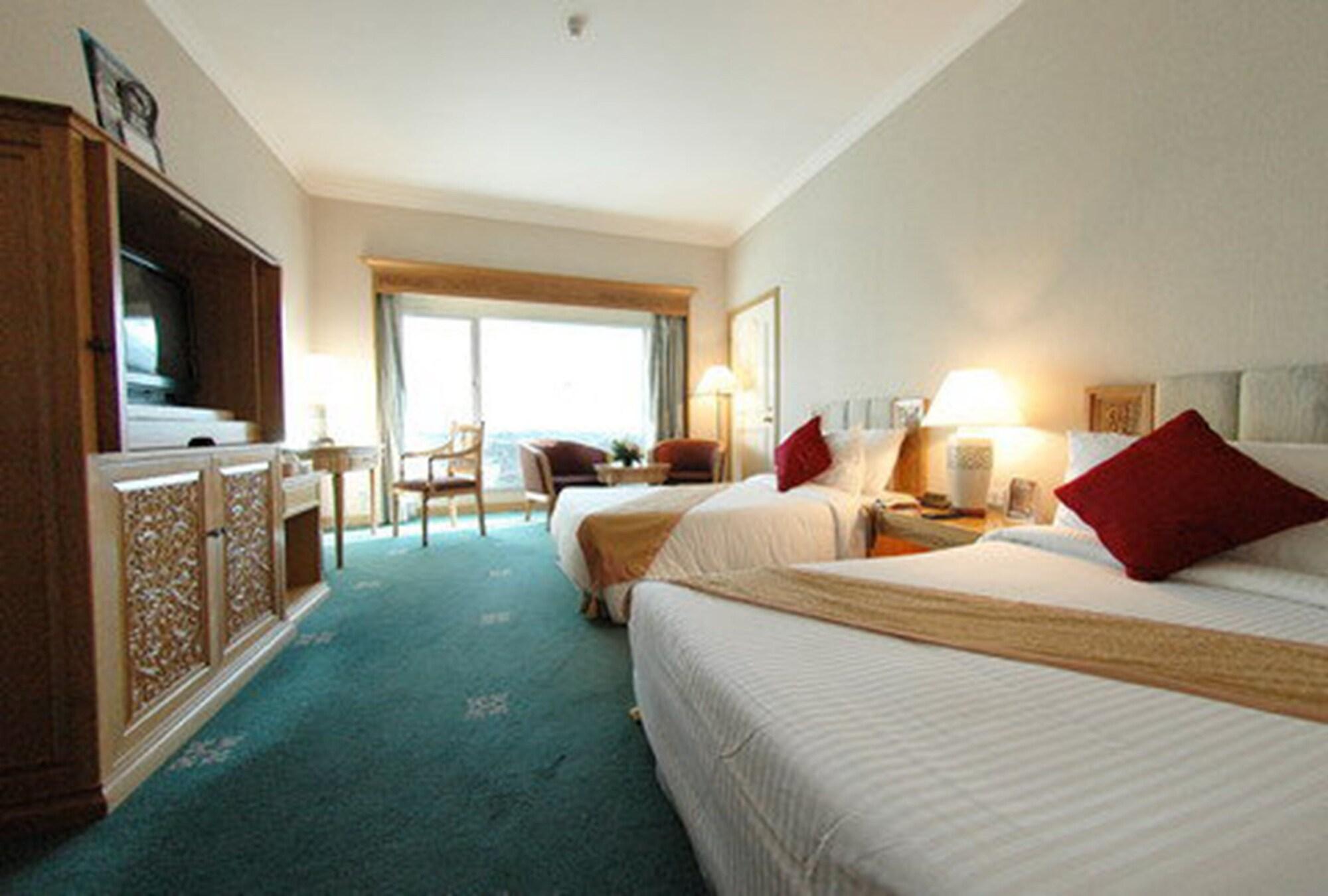 Hotel Puteri Wing - Riverside Majestic Kuching