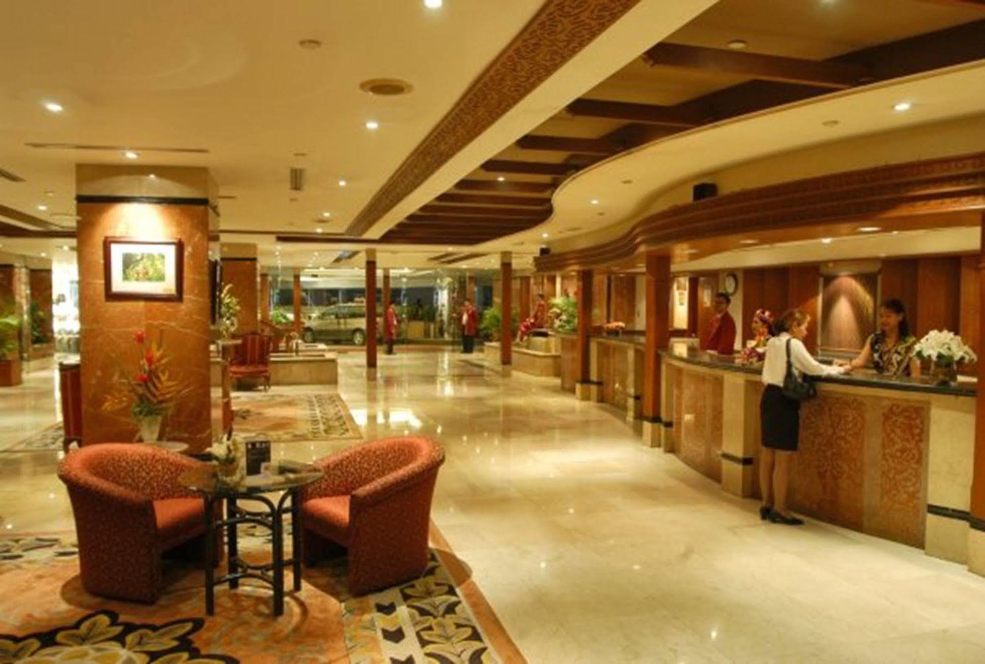Puteri Wing - Riverside Majestic Hotel 5*
